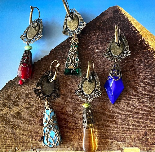 Pendientes artesanales del renacimiento egipcio, faraón, tut, vidrio checo, verde turquesa - Imagen 5 de 5