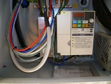 Omron varispeed v7 inverter  VZAZB1P5   220 V  Monofase 1,5 Kw