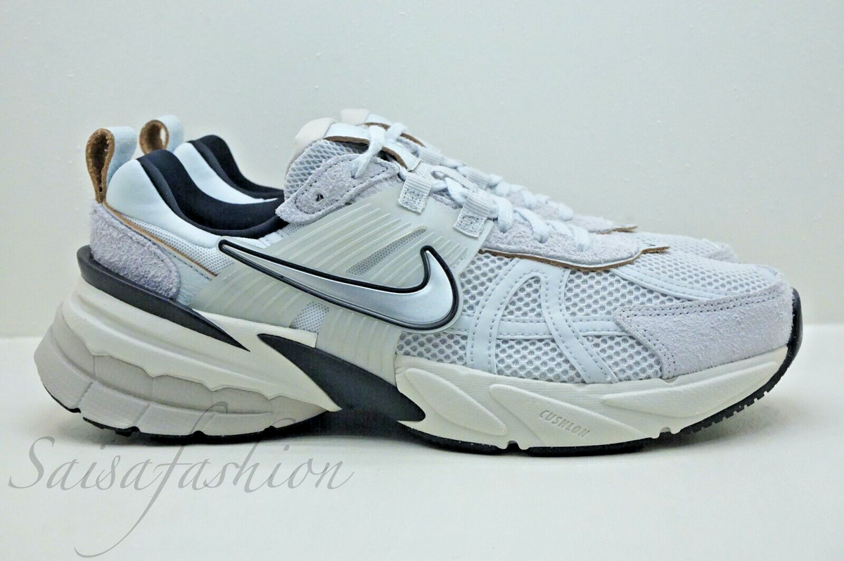 Nike V2K Run Pure Platinum Chrome FN6703-002 Women's Sz 10 | eBay
