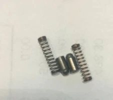 LIONEL MOTOR BRUSH POST WAR 246-211 & SPRINGS FOR 200 1050 & 1060 SCOUT ENGINES