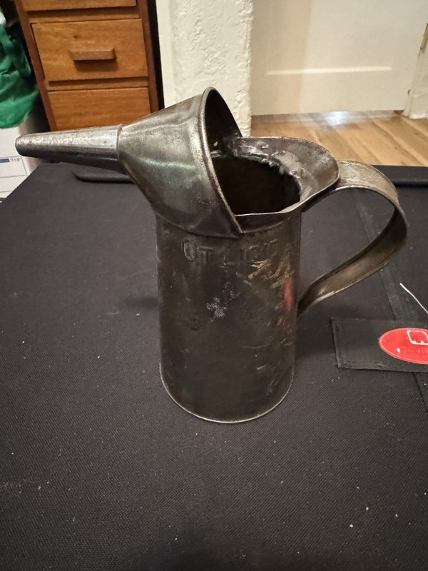 Vintage TIN METAL OIL CAN 1 QUART QT. LIQUID U.S. STANDARD Auto Gas Decor