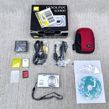 Nikon COOLPIX S3300 16.0MP Compact Digital Zoom Camera Silver Box & Accessories