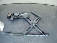 Lève vitre Toyota YARIS II