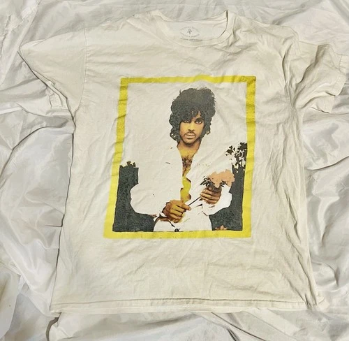 Rare Prince Purple Rain Prince Tour Tee Size L 1980s vintage concert t-shirt, vintage, single stitch, B+ condition