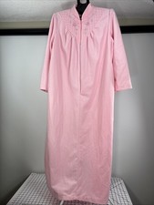 Vintage Sears At Home Wear Ladies Robe Pink Embroidered Large 16-18