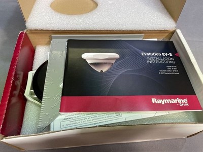 Raymarine Evolution EV-2, kompass & autopilot