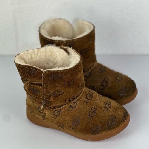 UGG Infant Boots, 7 - Picture 1 of 6