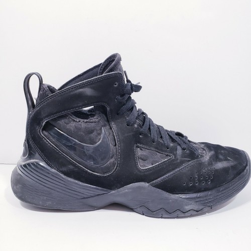 b ball shoes