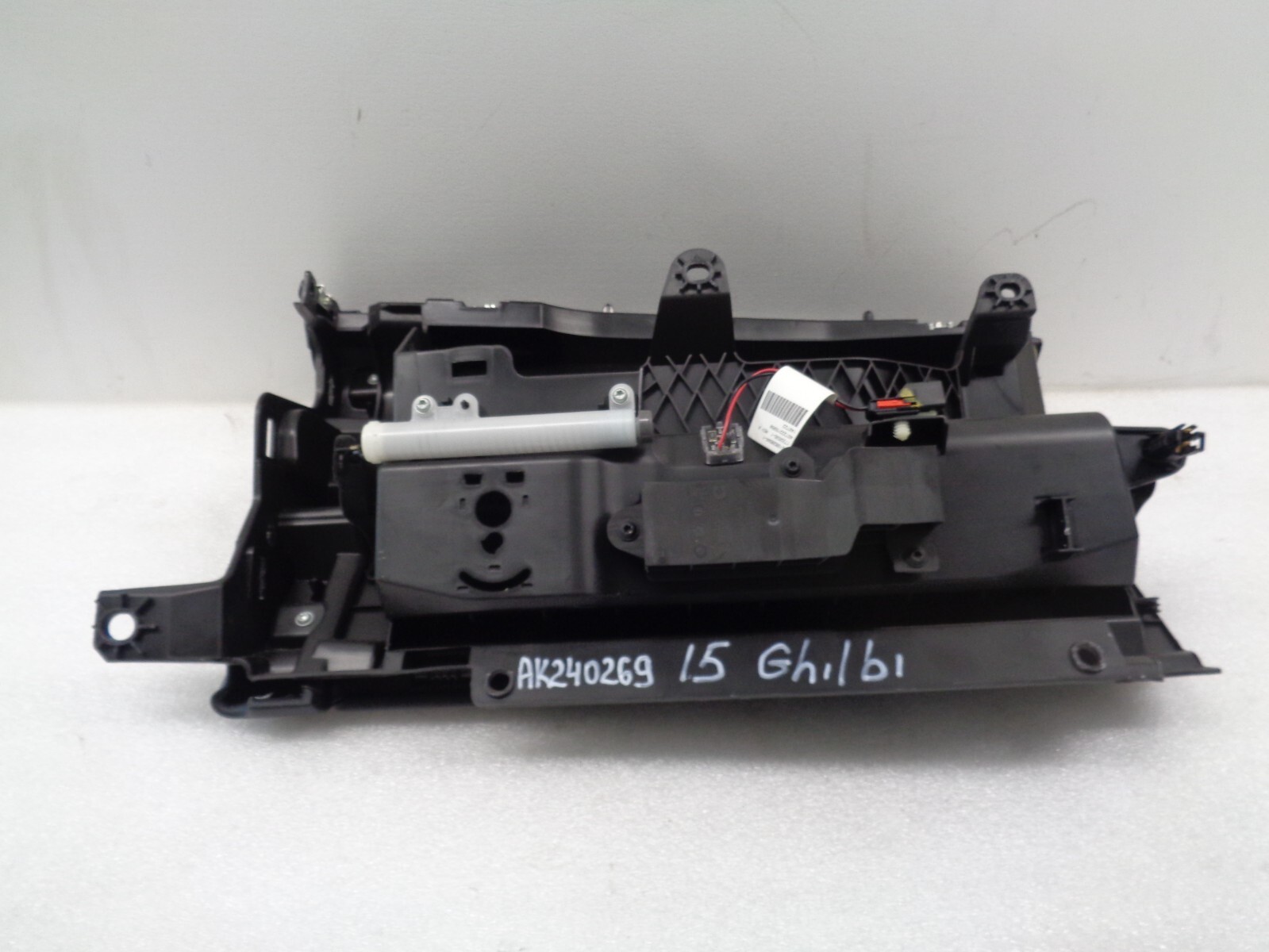 14-17 Maserati Ghibli Dashboard Glove Box Storage Compartment Black OEM AK240269