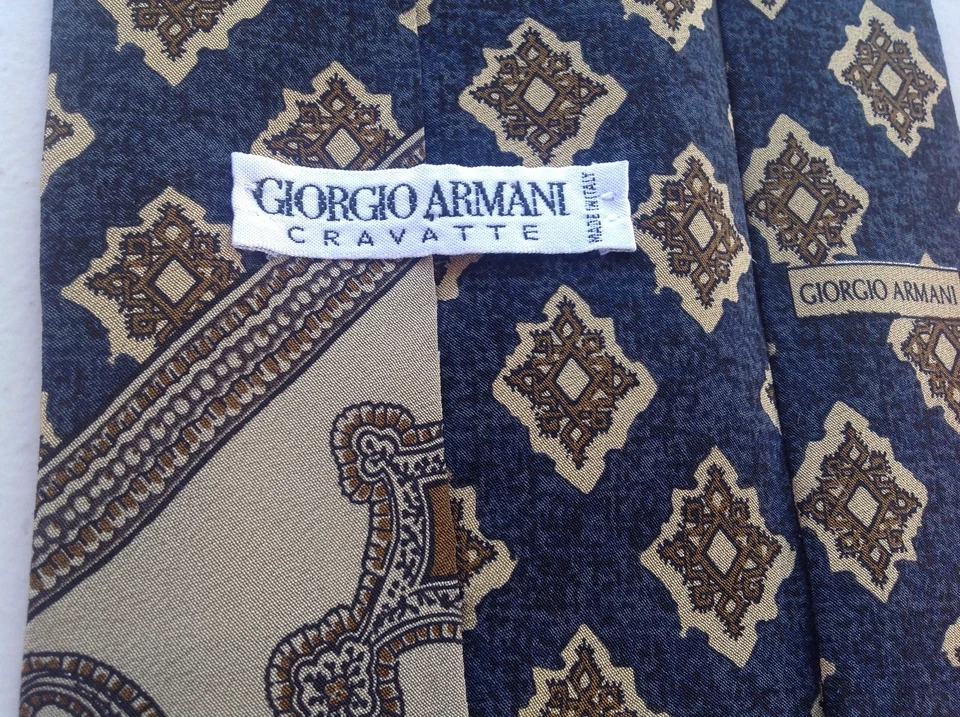 Потрясающий мужской галстук Giorgio Armani Cravatte светло-коричневый/синий сделано в Италии T11 - Изображение 4 из 4