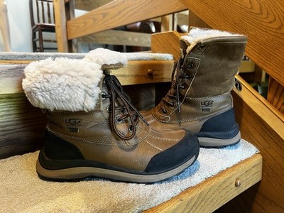 UGG Adirondack III Boots Size 7