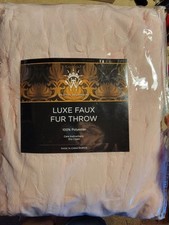 Hutton Wilkinson Luxe Faux Fur Throw - Soft Pink