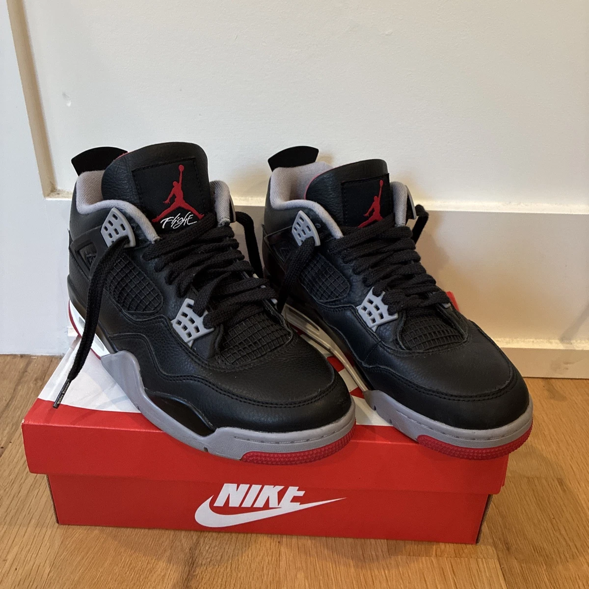 Las mejores ofertas en Jordan 4 Retro Bred Black/Fire Red Cement