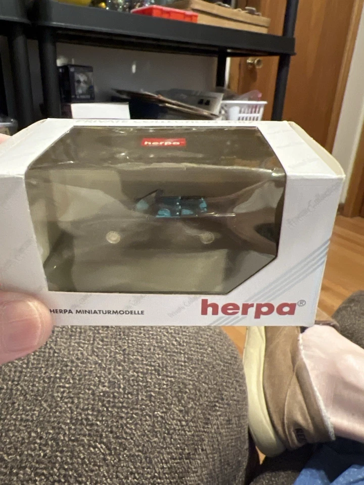 HERPA 宝马 325i CABRIO 蓝色 1: 87 比例 - 全新带盒 压铸私人收藏 — 第 4/4 张图片