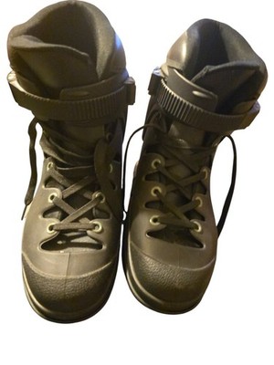 THEM Skates Size Medium BootS Only No Soul Plates 