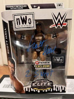 WWE Elite Scott Hall Ringside Collectibles Exclusive Action Figure Signed!