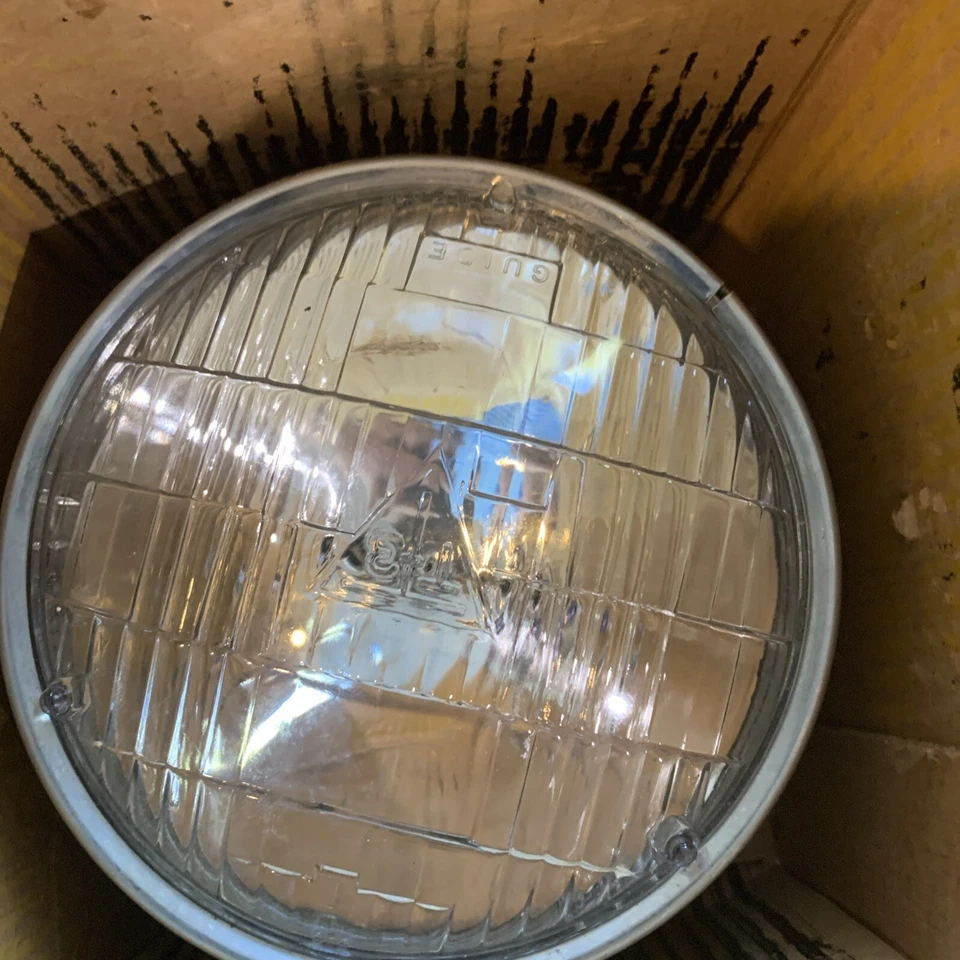 Новая из старых запасов внутренняя фара GM 5954830 DELCO GUIDE 1964 65 Oldsmobile F85 Cutlass - Изображение 4 из 4