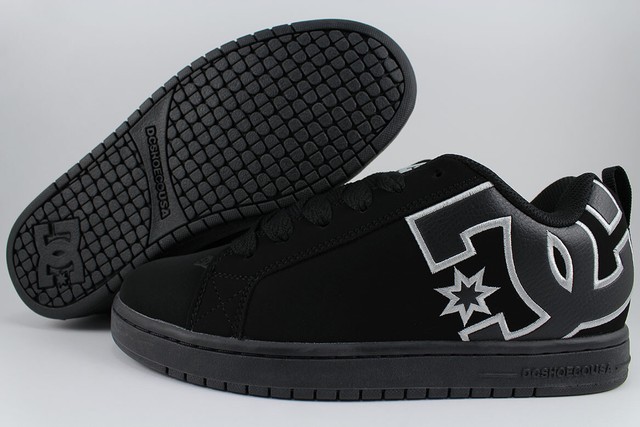 dc court graffik size 12