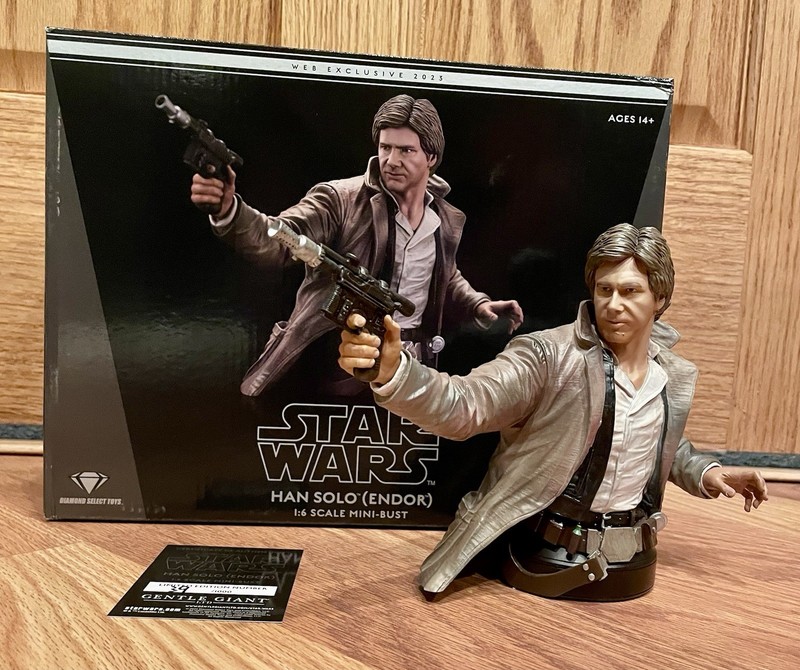 Star Wars Gentle Giant Web Exclusive 2023 Han Solo (Endor) Mini Bust Statue