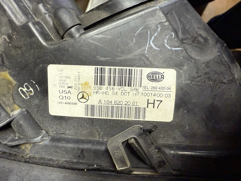 2008 Mercedes Benz for MB GL350 GL450 GL550 Halogen Right Passenger Headlight - Image 2 of 4