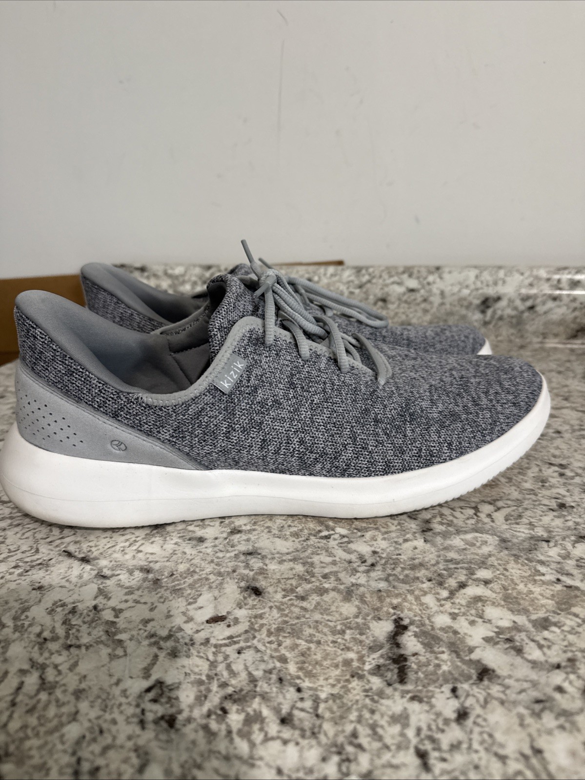 Kizik Madrid Eco Knit Hands-Free Sneakers for Men in Gray Size 14 Wide