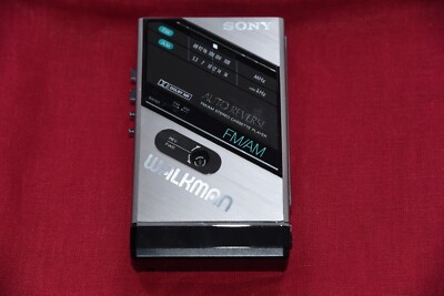 SONY WALKMAN FM/AM カセットウォークマン WM-F100Ⅲ SONY WALKMAN FM/AM カセットウォークマン WM-F100Ⅲ - メルカリ