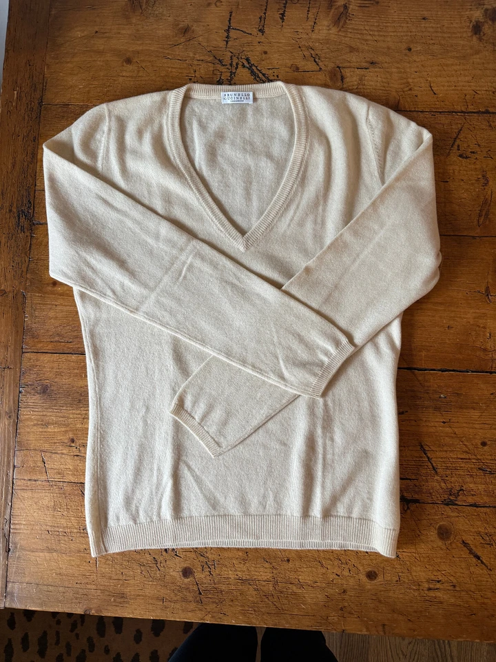 Brunello Cucinelli Classic Neutral/Ivory V-Neck Cashmere Sweater US Size XL - Image 3 of 4
