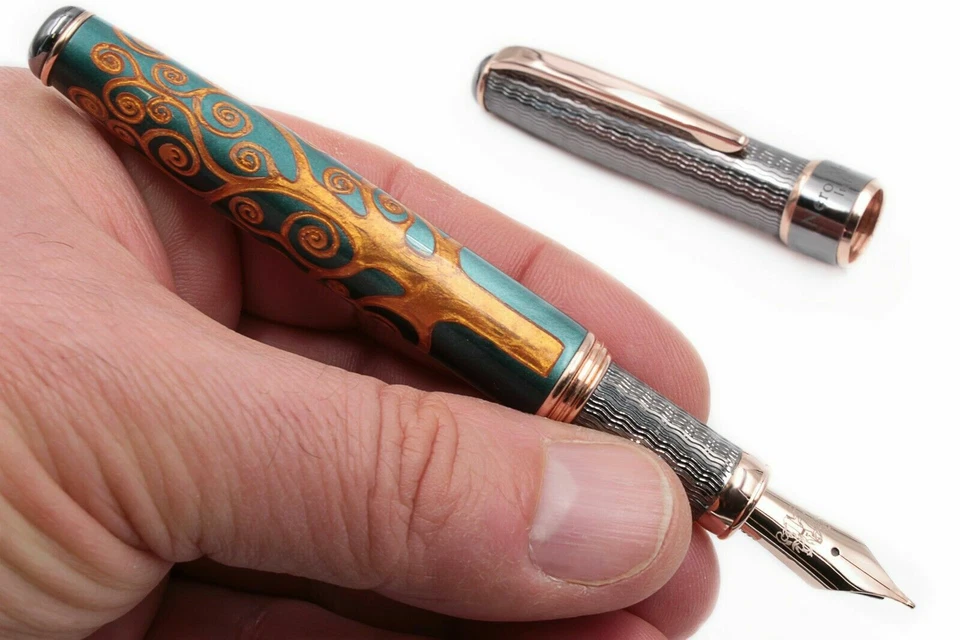 Plumín de acero Silver Cap Bock talla M tinta azul Foto 4 de 4