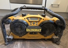 DeWalt DC011 XR Site Radio 7.2–18V – Heavy Duty Jobsite Radio (No Battery)