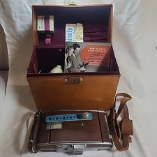 Vintage POLAROID Land Camera Speedliner 95A Leather Case extras