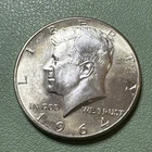 1964-P KENNEDY SILVER HALF DOLLAR ~CH/BU ~BEAUTIFUL COIN~