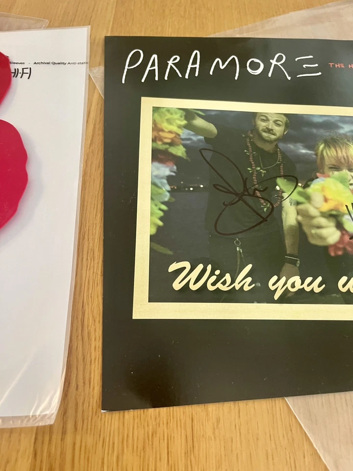 *SIGNED/AUTOGRAPHED* Paramore "The Holiday Sessions" 7" vinyl record! haley riot - Image 2 of 4