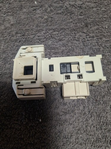 Ersatzteil Waschmaschine - Siemens E14•4S - WLM40 ■ Türriegel Türschloss DA077