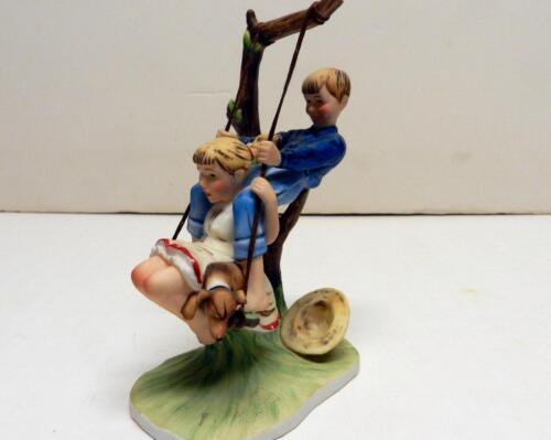 GORHAM COLLECTORS SOCIETY  FIGURINE "FLYING HIGH"VINTAGE 1949 NORMAN ROCKWELL - Picture 1 of 9