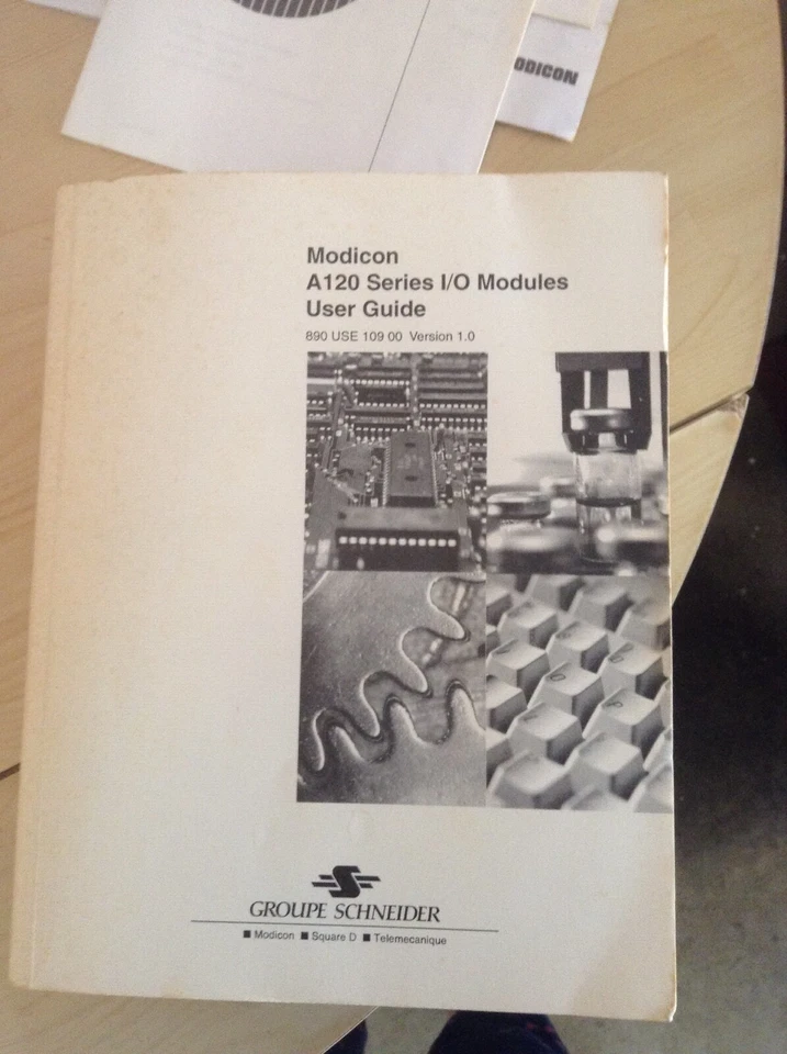 AEG MODICON A120 SERIES I/O MODULES USER GUIDE 890 Use 109 00 ver.1 - Image 2 of 2