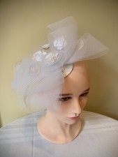 Flower Fascinator Hat Floral Cocktail Tea Party Wedding Headband Vintage White