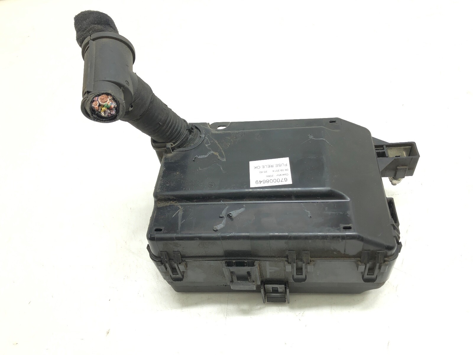 2014-2019 MASERATI GHIBLI S Q4 FRONT FUSE RELAY BOX OEM.