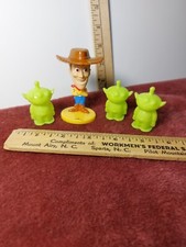 Kellogg's Cereal Disney Pixar Toy Story Bobbleheads 3" Woody and Alien's