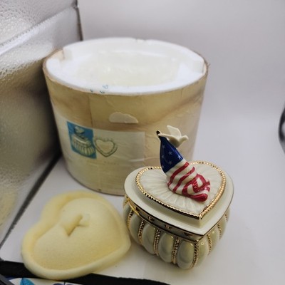 Lenox Sentiments Collection - Freedom Box # 6148282 NIB
