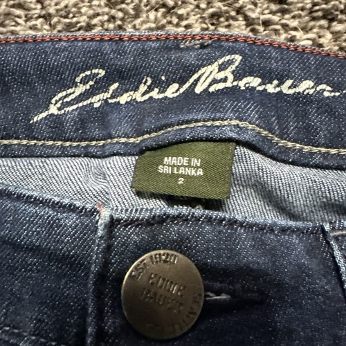 Eddie Bauer Jeans Woman’s Size 2 Curvy Capri Mid Rise Dark Wash 29x22.5 - Picture 2 of 6
