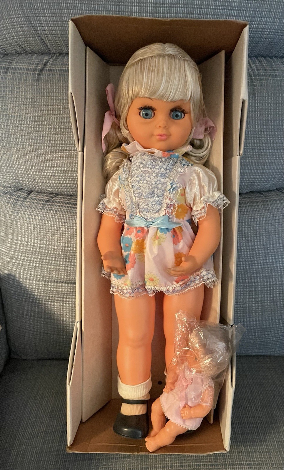 Vintage Jane and Jenny 19" & 6" Musical Doll, Collectible in