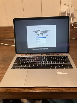 Broken 2018 Apple MacBook Air 13.3