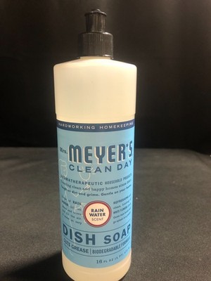 MRS. MEYER'S CLEAN DAY Liquid Dish Soap, Biodegradable Formula, Rain Water, 16 F