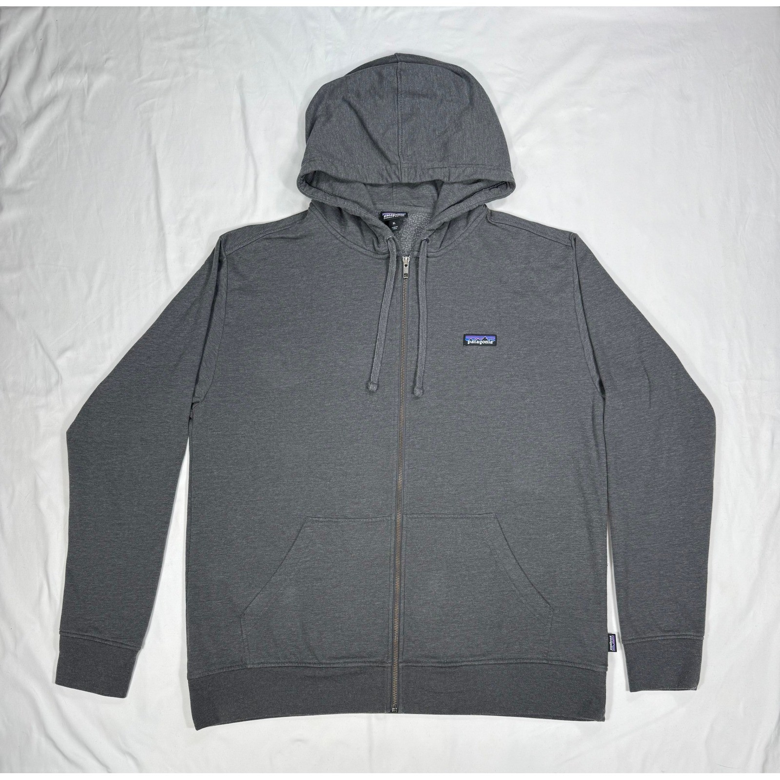 Patagonia Mens XL Organic Cotton Full Zip Hoodie in Heather Gray