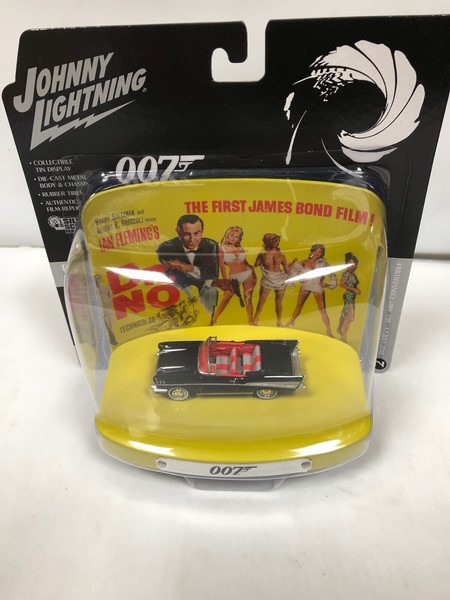 James Bond 007 Dr No 1957 Chevy Bel Air Cabrio 1/64 Diecast Modell Blech Vitrine-image