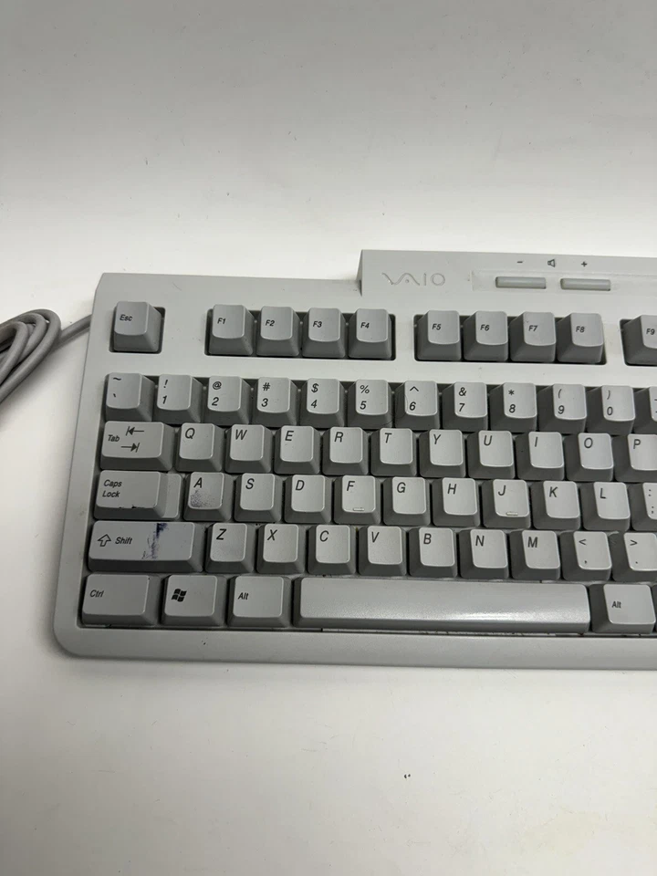 VINTAGE Sony Vaio PCVA-KB4P/U PS/2 Wired Computer Keyboard - Image 2 of 4
