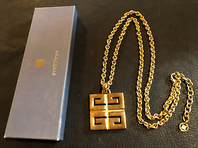 GIVENCHY Necklace Chain AUTH Vintage Rare Logo Gold Pendant GIVENCHY Necklace Chain AUTH Vintage Rare Logo Gold Pendant