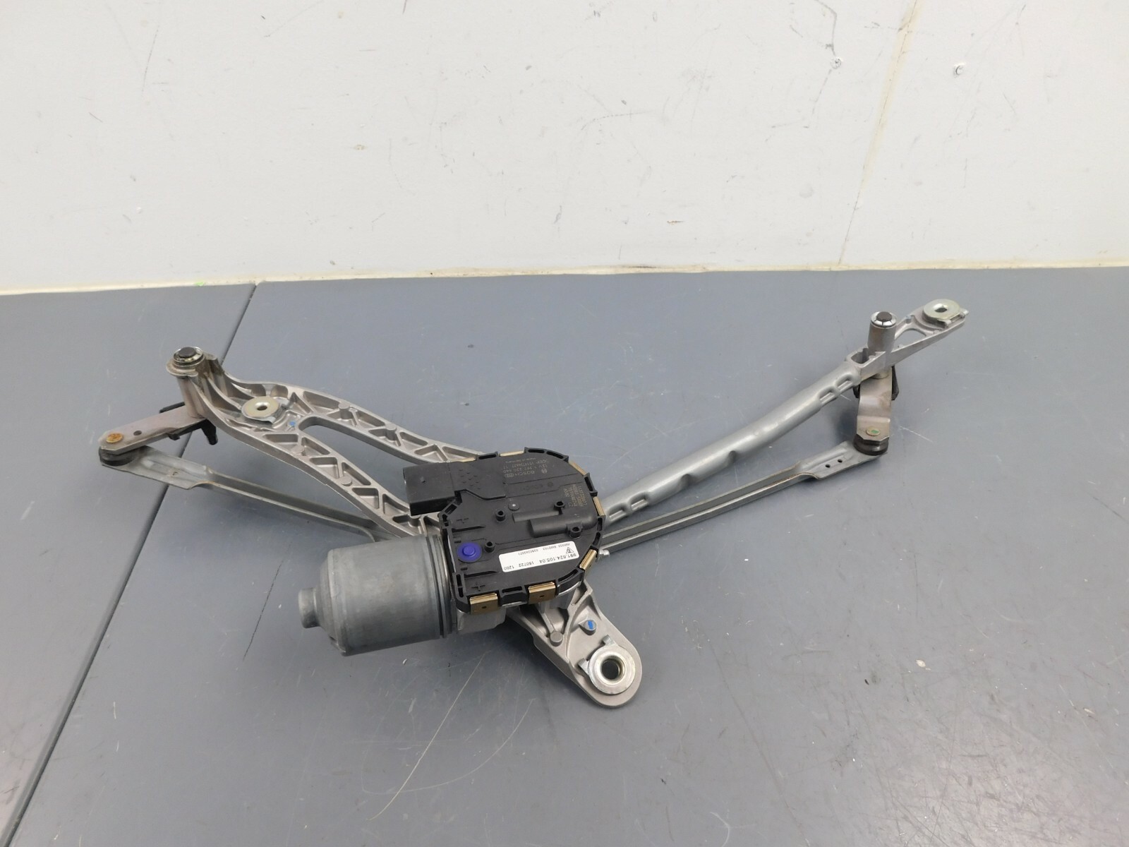 2016 15 Porsche 911 GT3 RS 991.1 Windshield Wiper Assembly / Wiper Arms #2072 C5