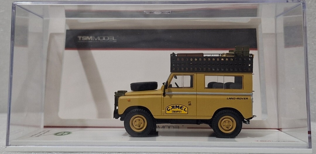 ミニカー ROVER 3LITRE Land Rover Series III Camel Trophy 1983 Zaire 1:43 TSM 164321