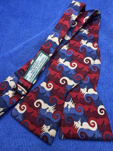Beau Ties Ltd of Vermont Seahorse Print Silk Bow Tie